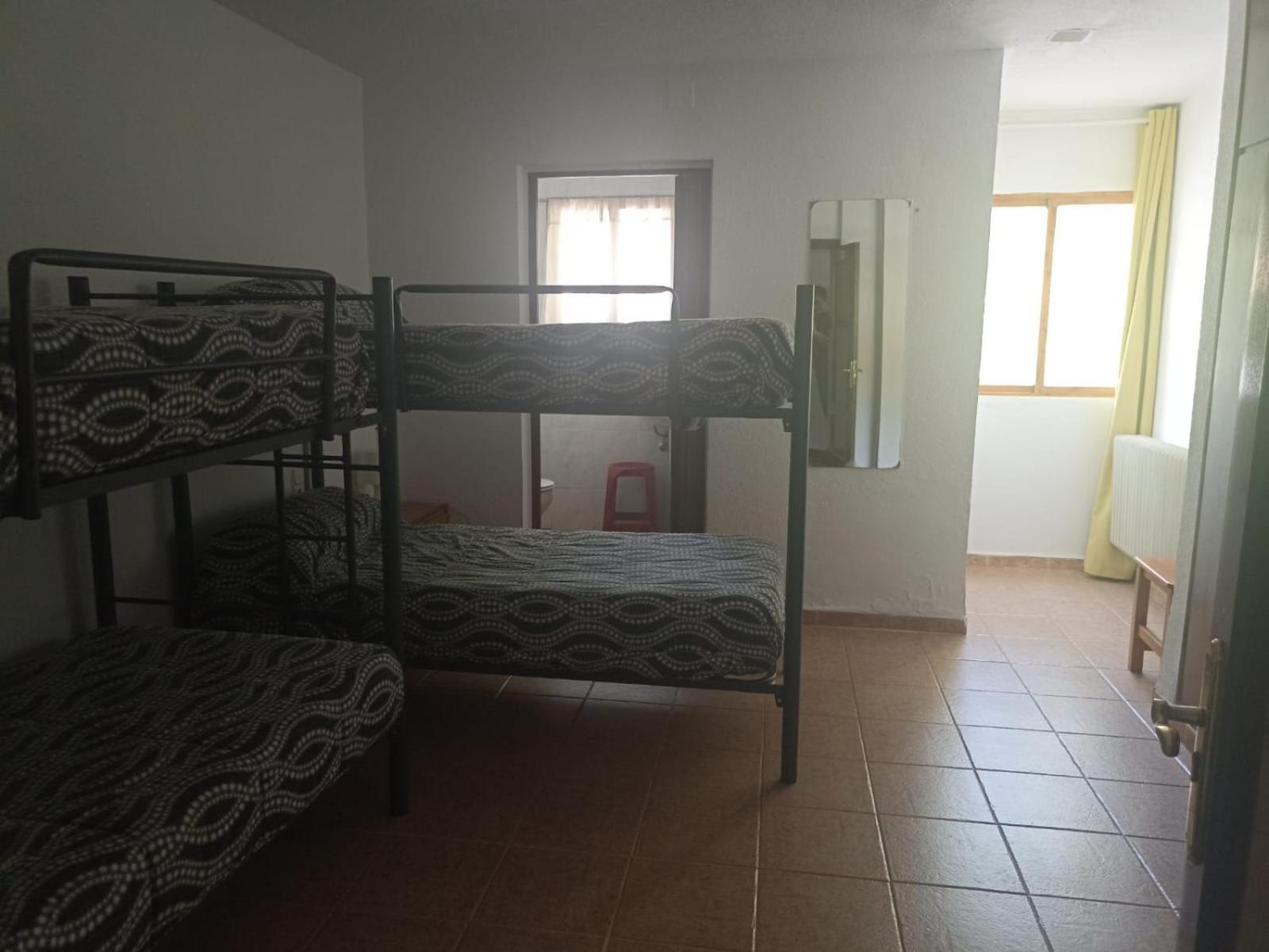 Hostal El Desvio เซียร์ราเนบาดา ภายนอก รูปภาพ