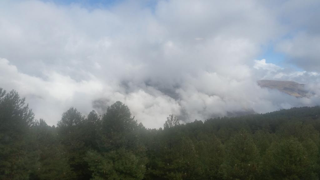 Hostal El Desvio เซียร์ราเนบาดา ภายนอก รูปภาพ